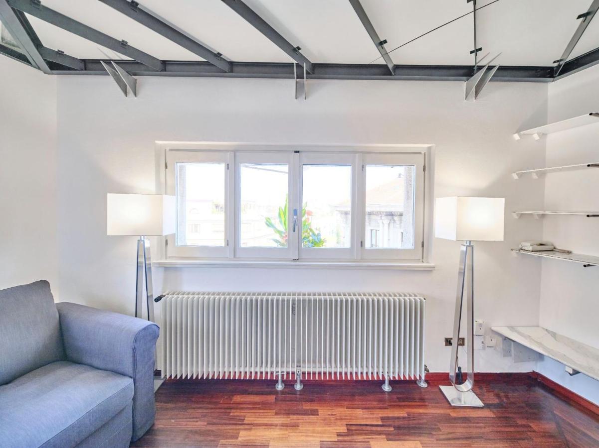 Splendid Apartment In The Historic Center Милано Екстериор снимка